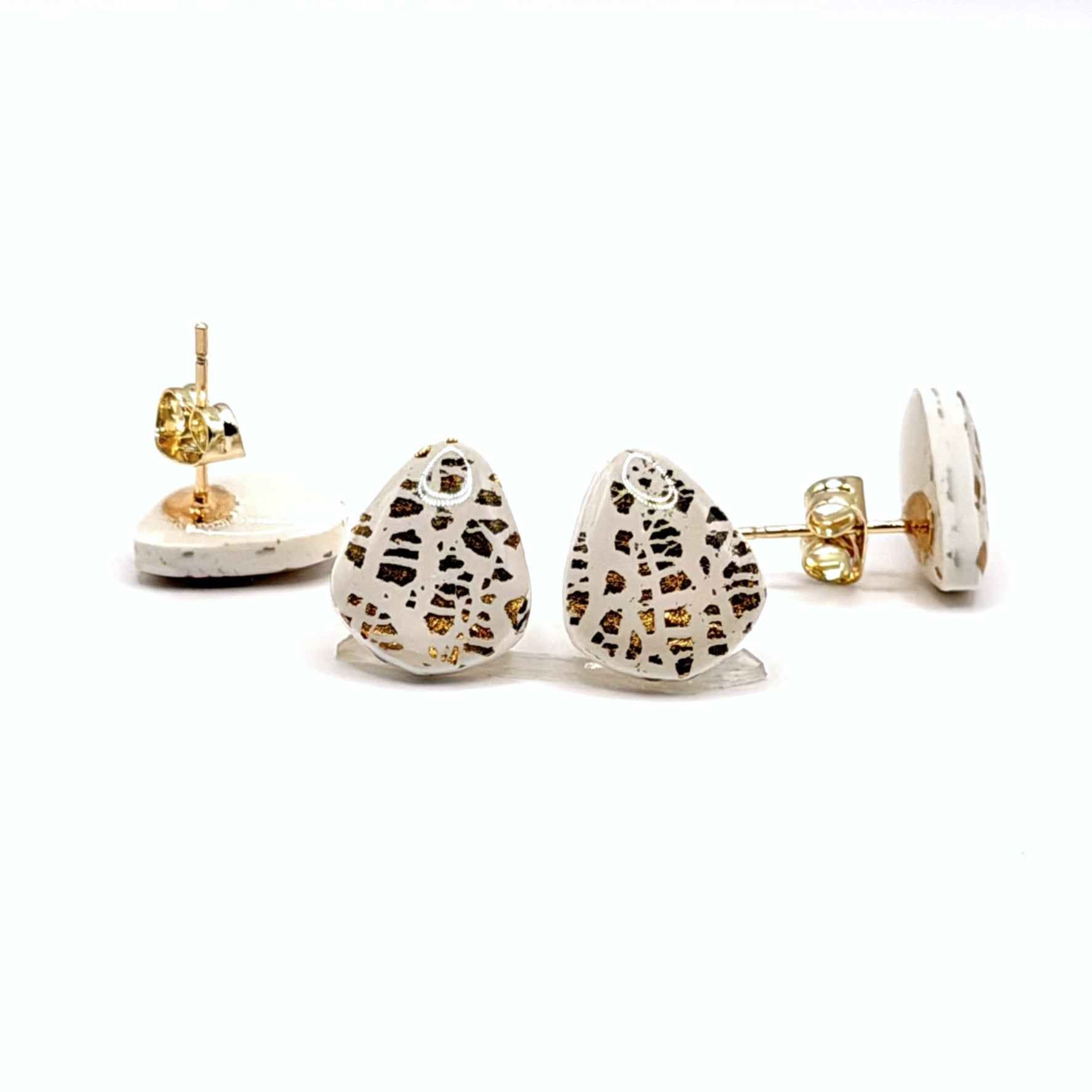 Lunar Glow Stud