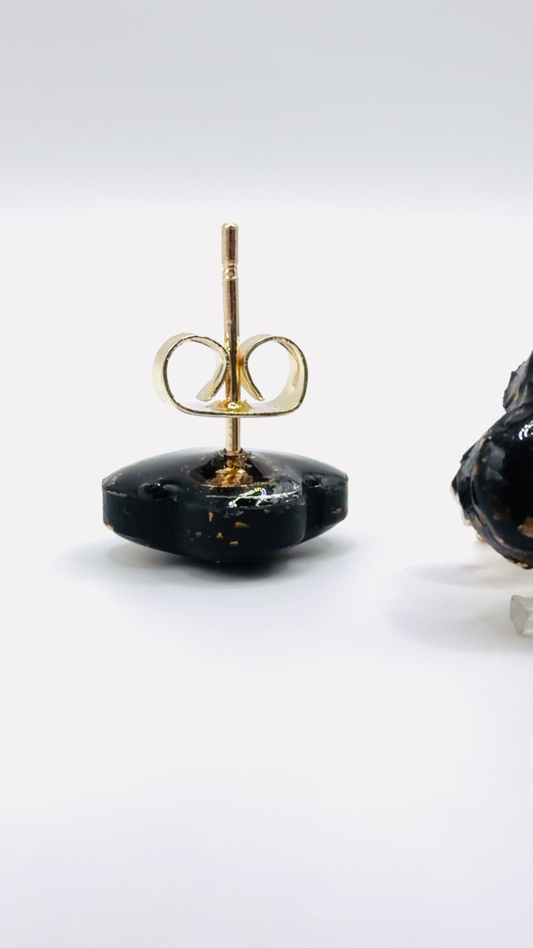 Obsidian Gold Stud