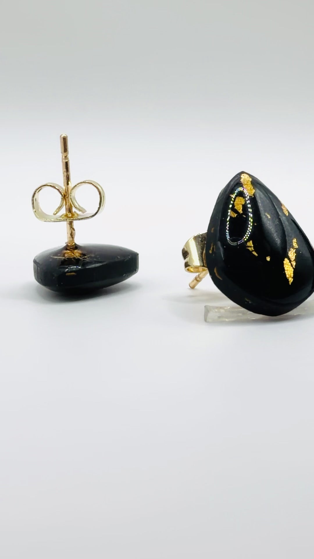 Obsidian Gold Stud