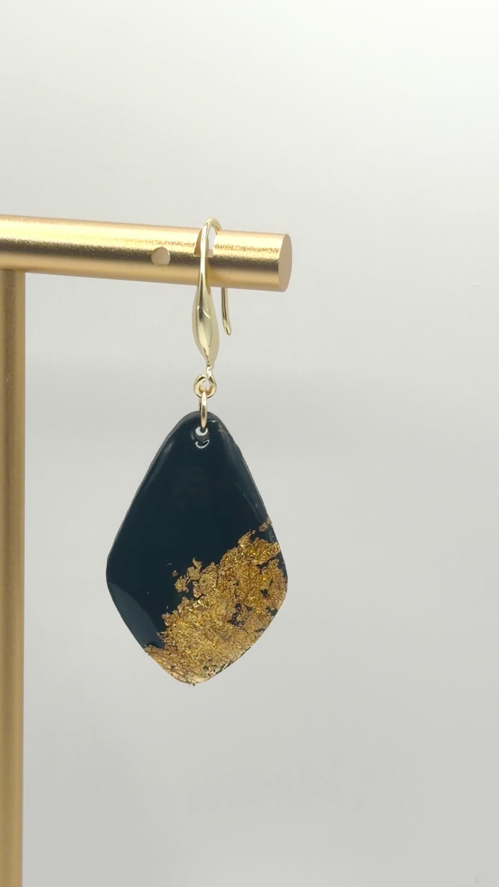 Obsidian Gold Hooks