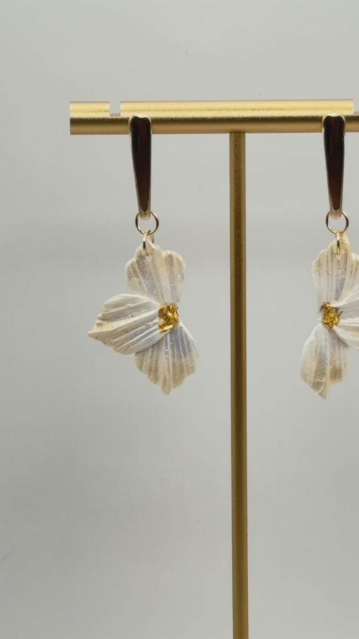 Pearl Flower Drop
