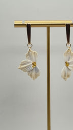 Pearl Flower Drop