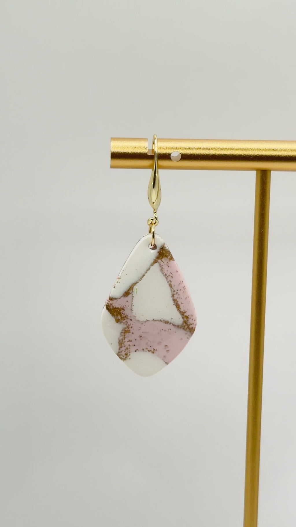 Aurora Blush Marble Hooks